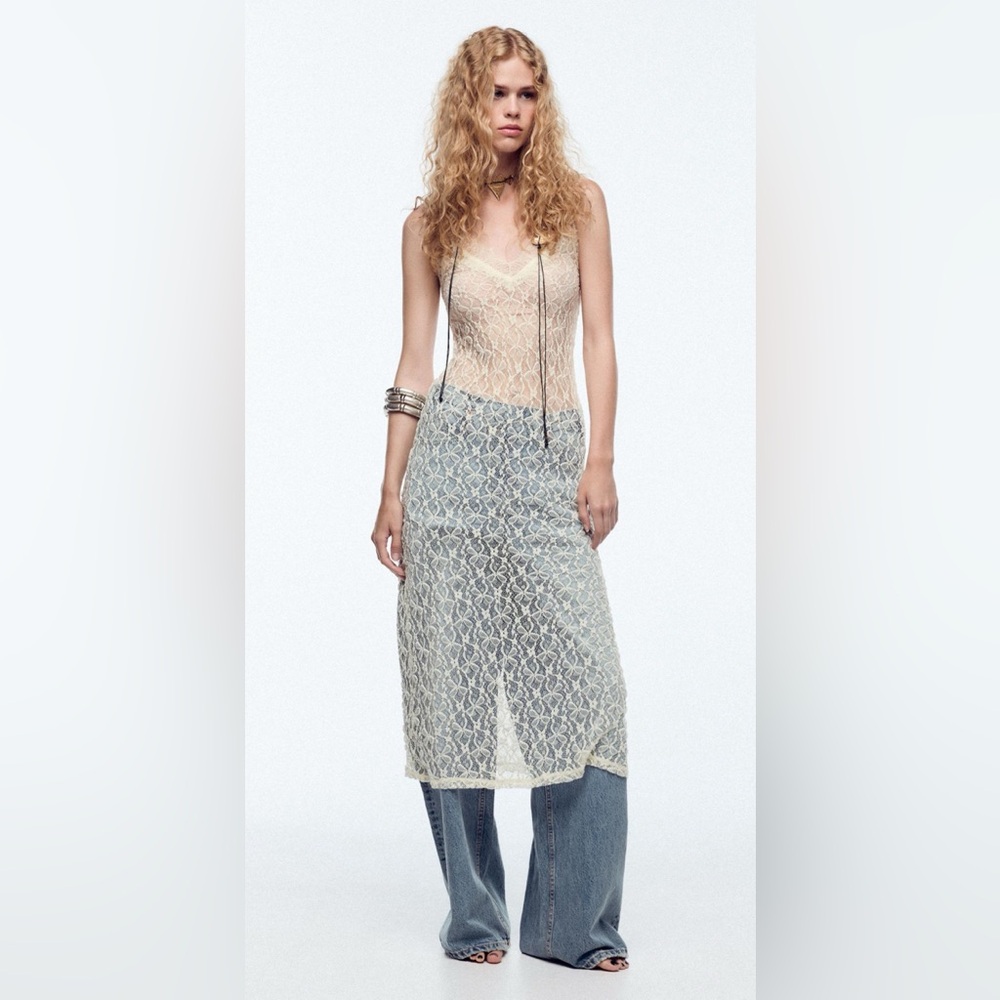 NWT ZARA Lace Midi Dress – Ecru | Size Small 🤍